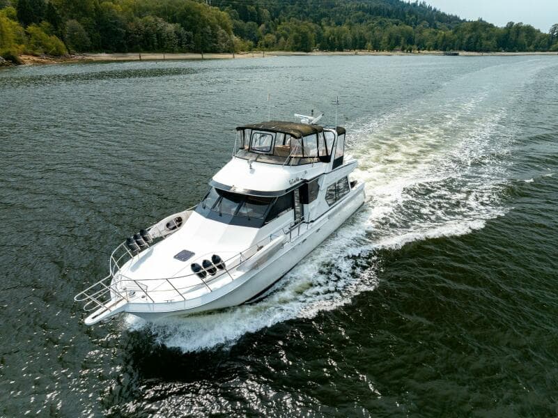 1997 Navigator Sundance 5600