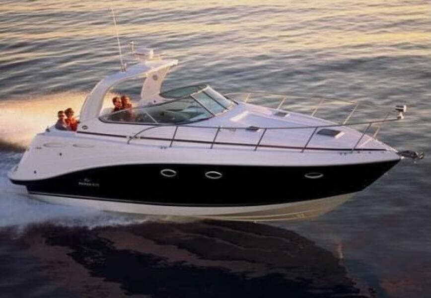2007 Rinker 350 Express Cruiser