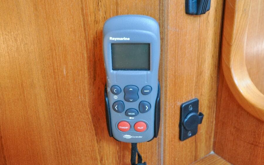 Hunter 45CC   Coralee   Offered For Sale663