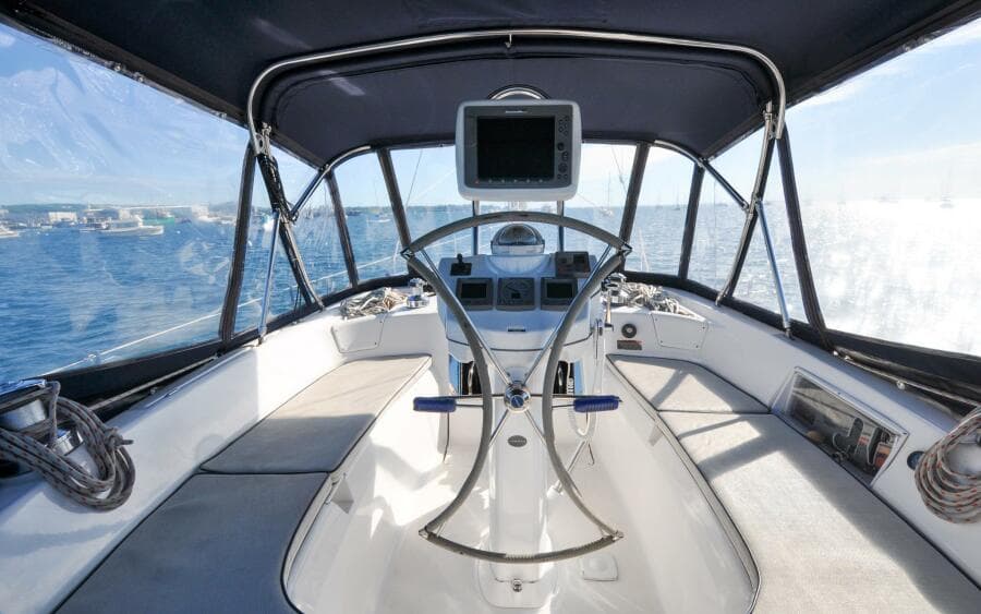 Hunter 45CC   Coralee   Offered For Sale603