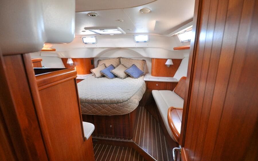 Hunter 45CC   Coralee   Offered For Sale630