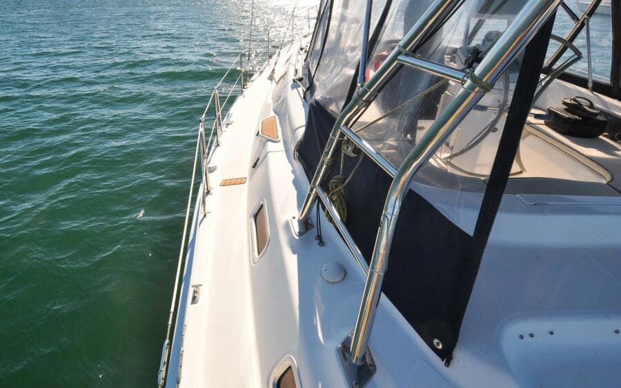 Hunter 45CC   Coralee   Offered For Sale575