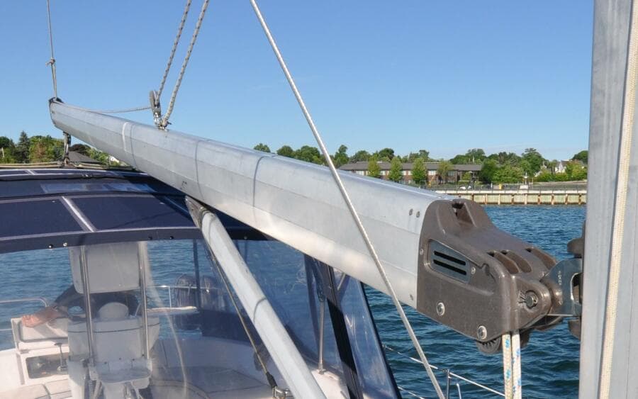 Hunter 45CC   Coralee   Offered For Sale589