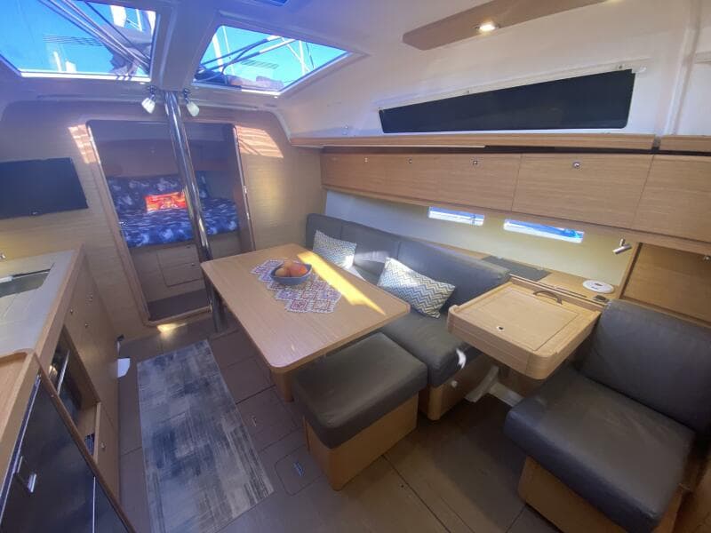 2018 Dufour GL 382 - Photo 35