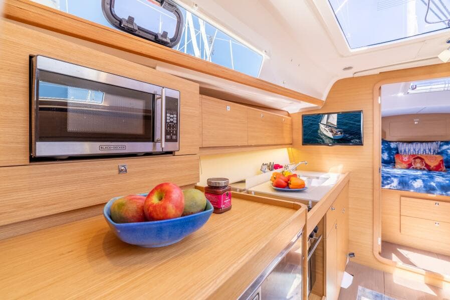 2018 Dufour GL 382 - Photo 27