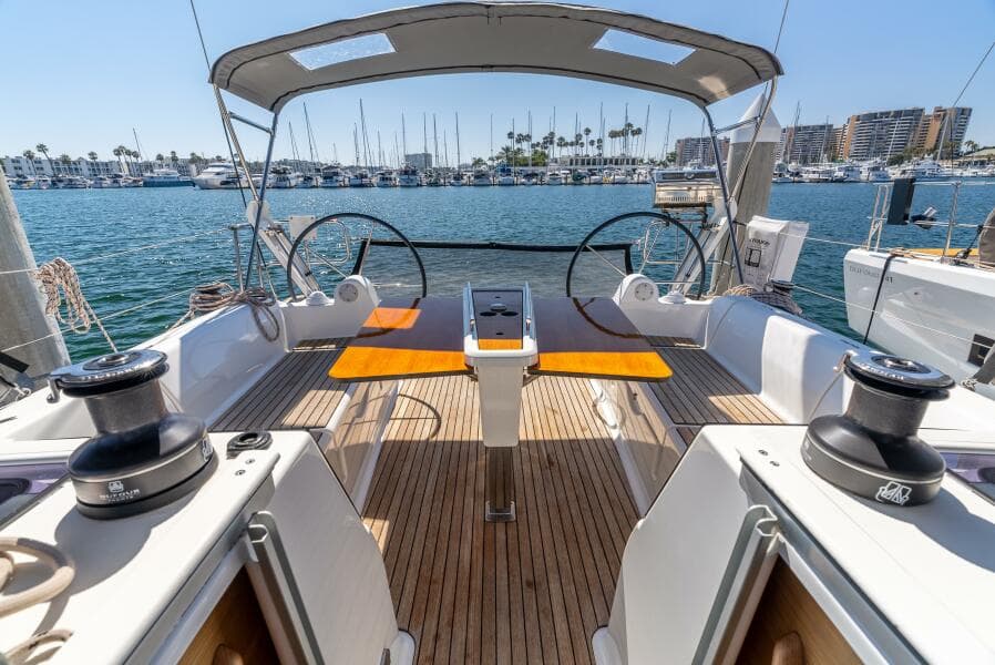 2018 Dufour GL 382 - Photo 17