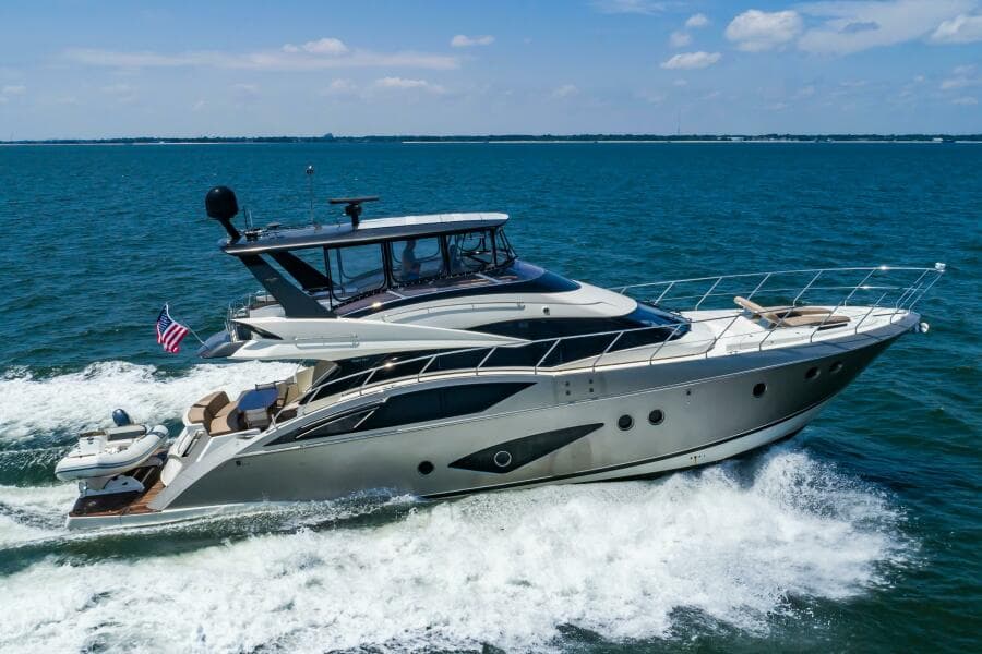 2013 Marquis 63 Sport Yacht
