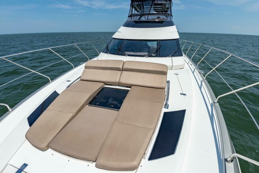 2013 Marquis 63 Sport Yacht