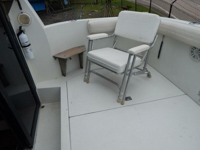 1983 Carver Mariner 2897