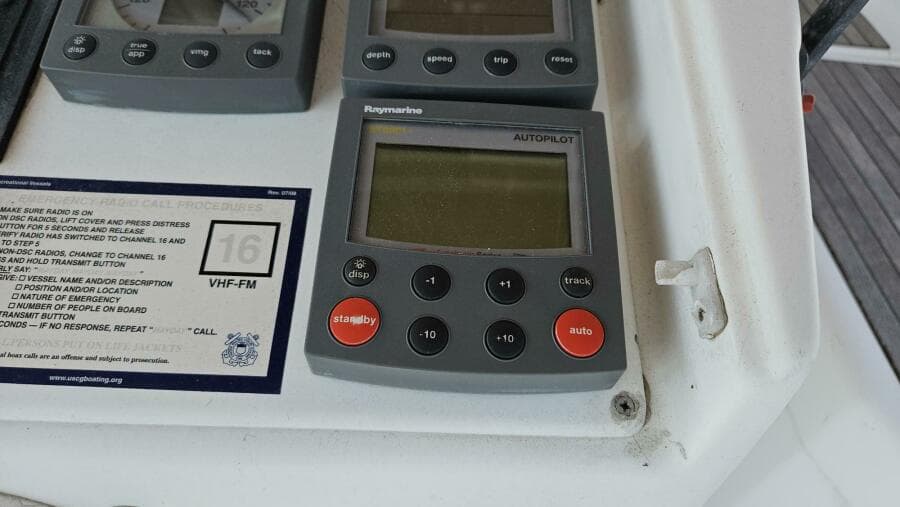 2002 Beneteau Limited Edition 411