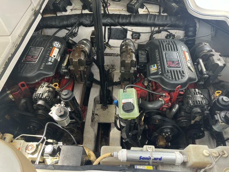 2008 Four Winns V338