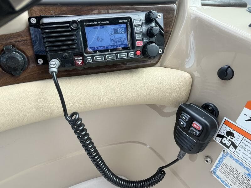 2008 Four Winns V338