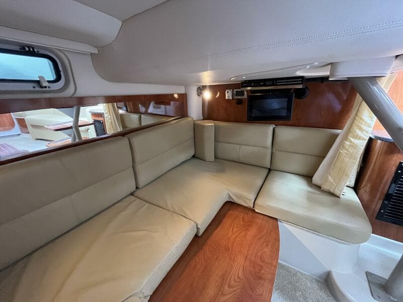 2008 Four Winns V338