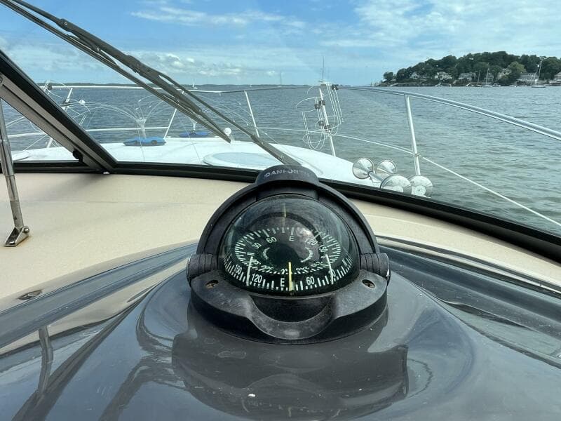 2008 Four Winns V338