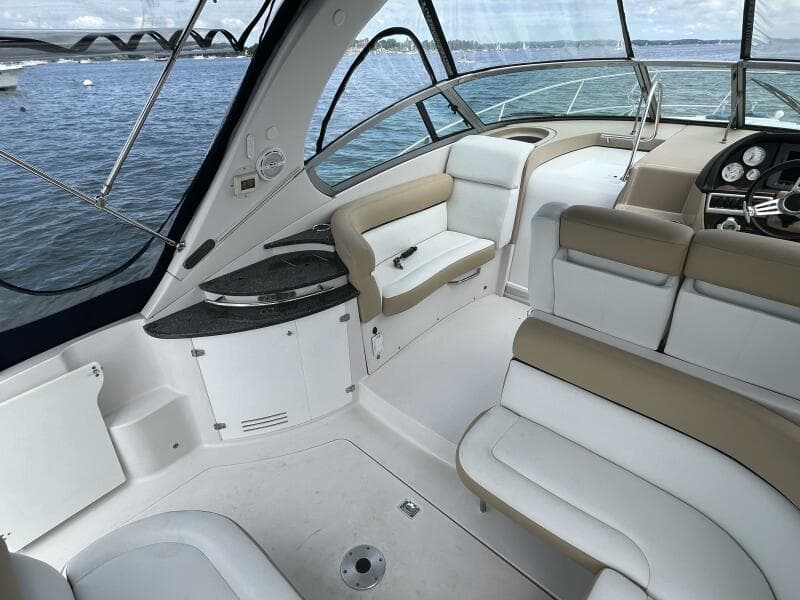 2008 Four Winns V338