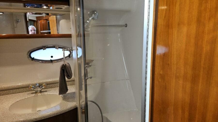 2000 Carver 450 Voyager