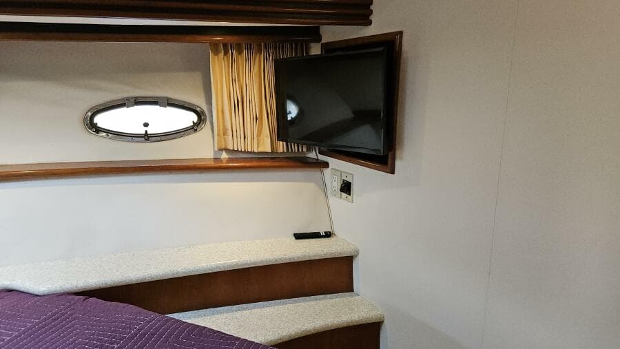 2000 Carver 450 Voyager