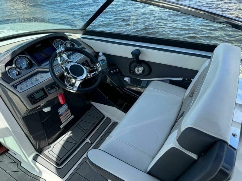 2022 Monterey 278 SS