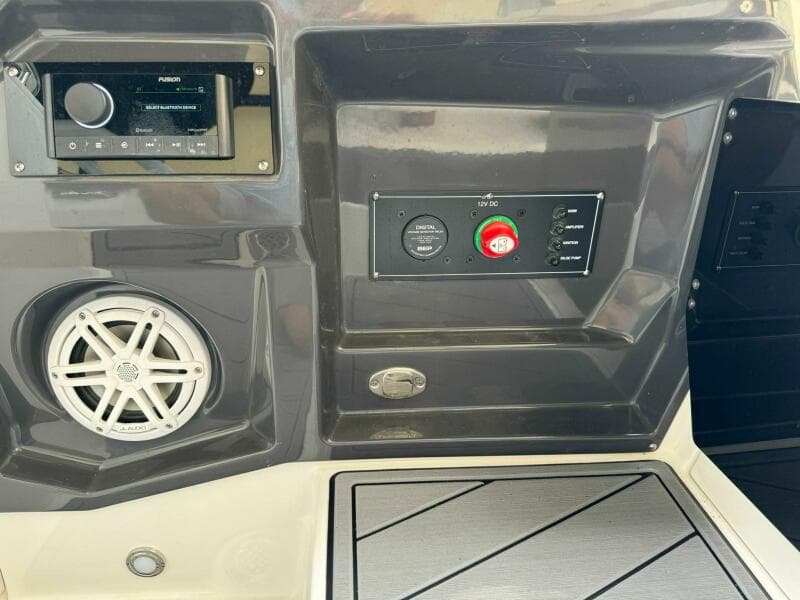 2022 Monterey 278 SS