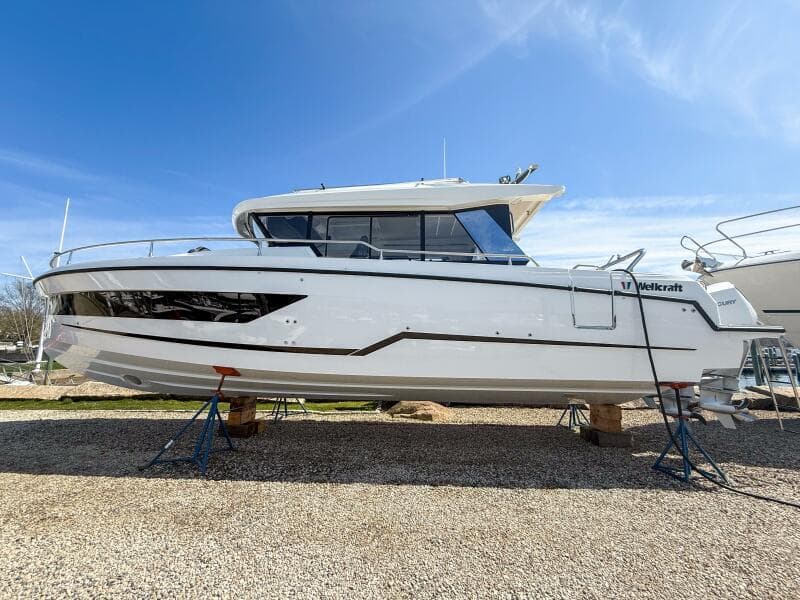 2025 Wellcraft 38 Explorer