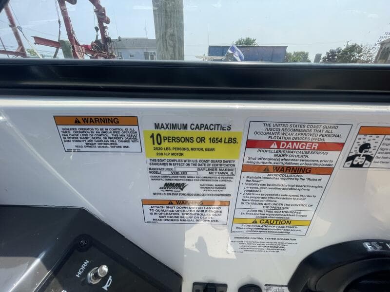 2024 Bayliner VR6 Bowrider Outboard