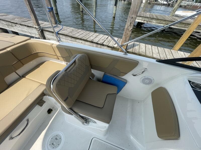 2024 Bayliner VR6 Bowrider Outboard