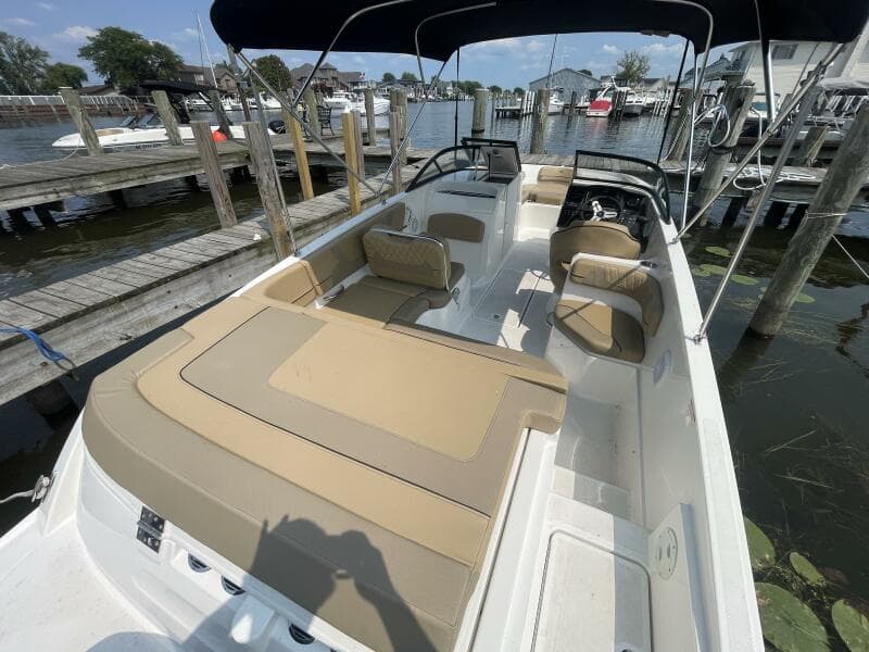 2024 Bayliner VR6 Bowrider Outboard
