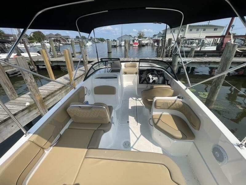 2024 Bayliner VR6 Bowrider Outboard