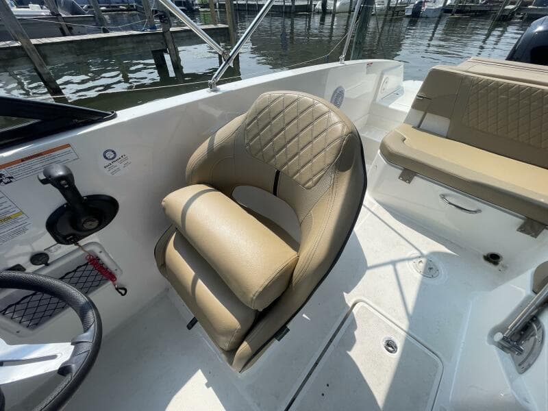 2024 Bayliner VR6 Bowrider Outboard