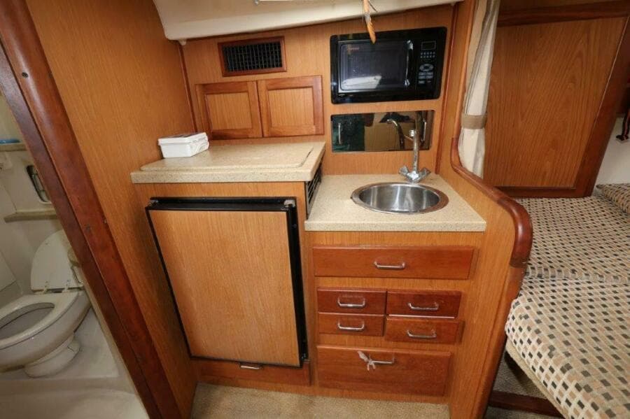 2007 Luhrs 32 Open