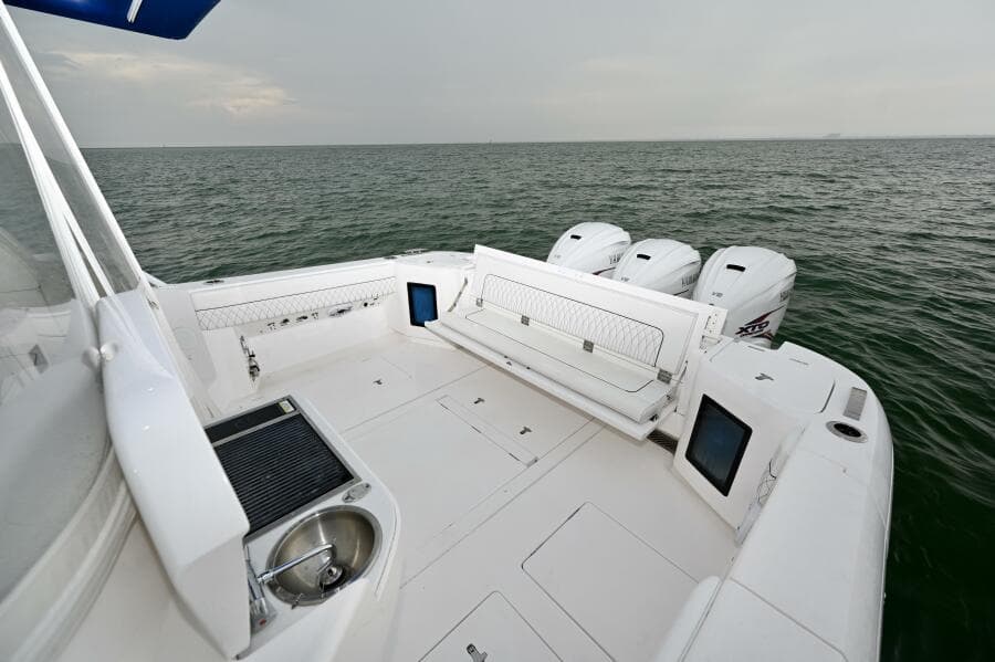 2021 Intrepid 438 Evolution