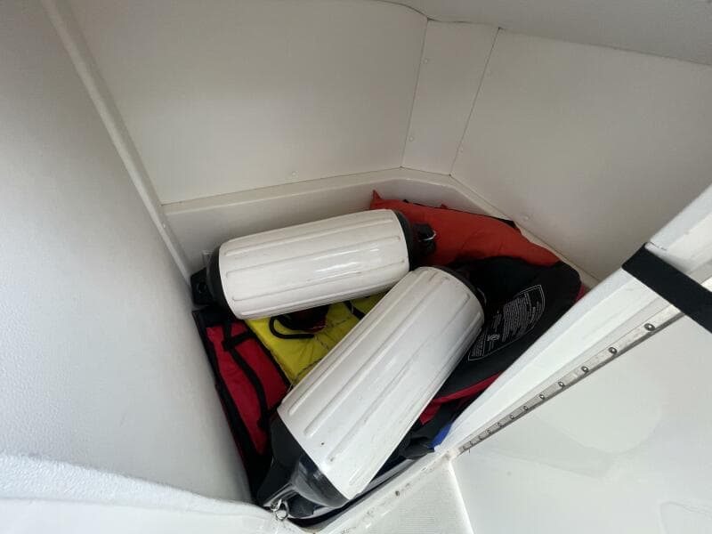 2024 Sea Ray SPX 230 Bowrider