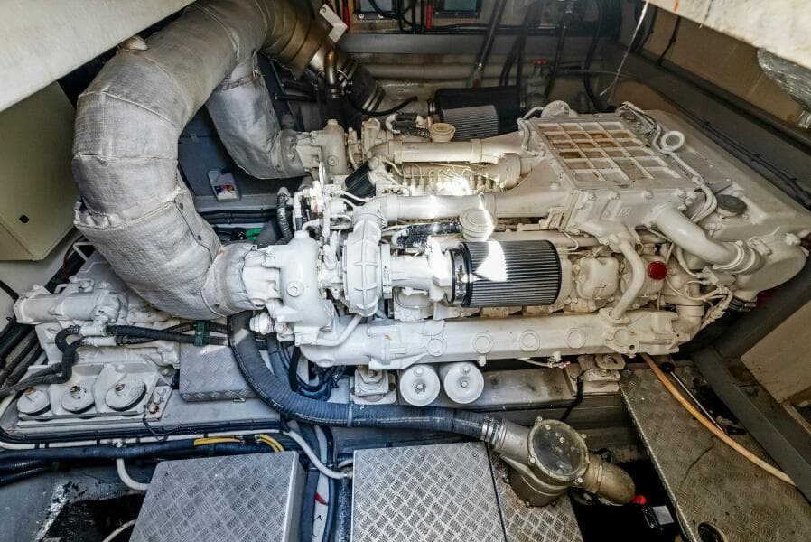 2001 Sunseeker Predator