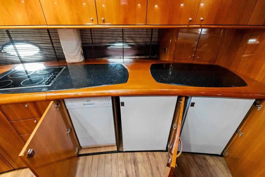 2001 Sunseeker Predator