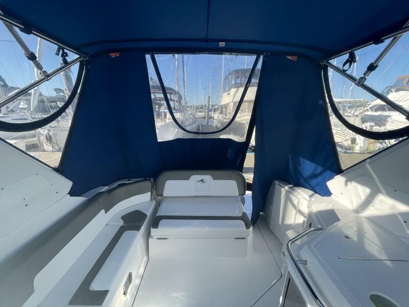 2019 Monterey 295 Sport Yacht