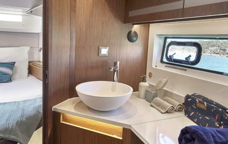 2026 Beneteau Antares 12