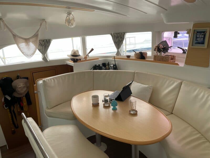2011 Lagoon  - Photo 37