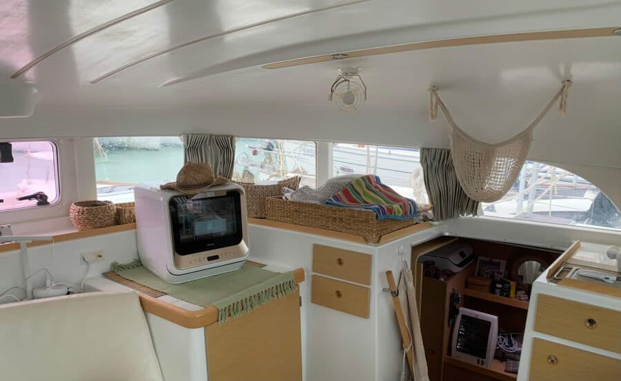 2011 Lagoon  - Photo 41
