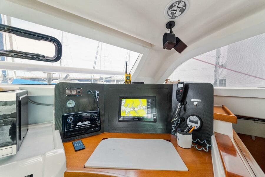2009 Catana  - Photo 102