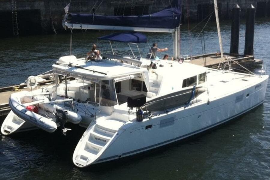 2010 Lagoon  - Photo 5