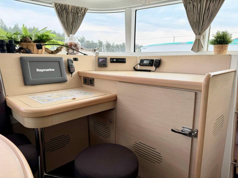 2010 Lagoon  - Photo 26