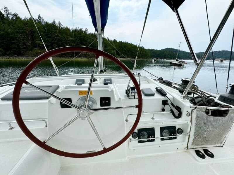 2010 Lagoon  - Photo 10