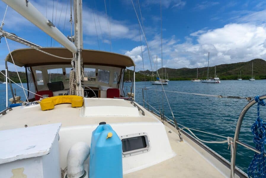 1979 Whitby Yachts  - Photo 4