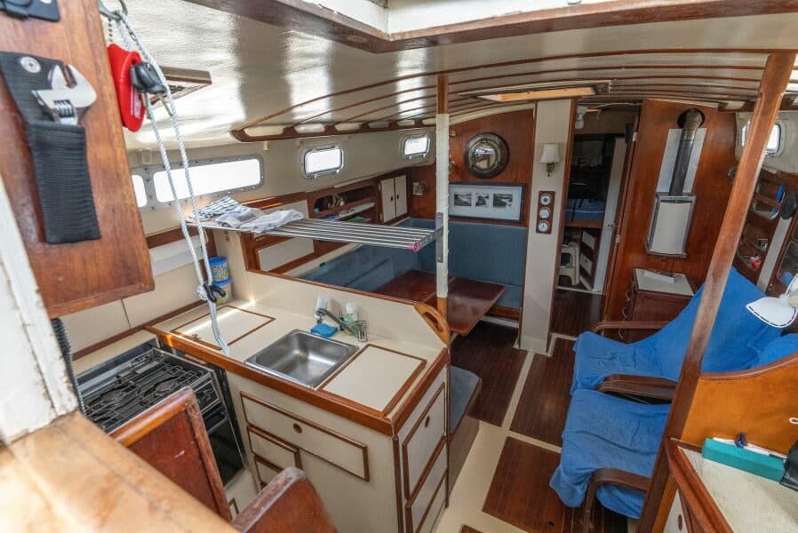 1979 Whitby Yachts  - Photo 18