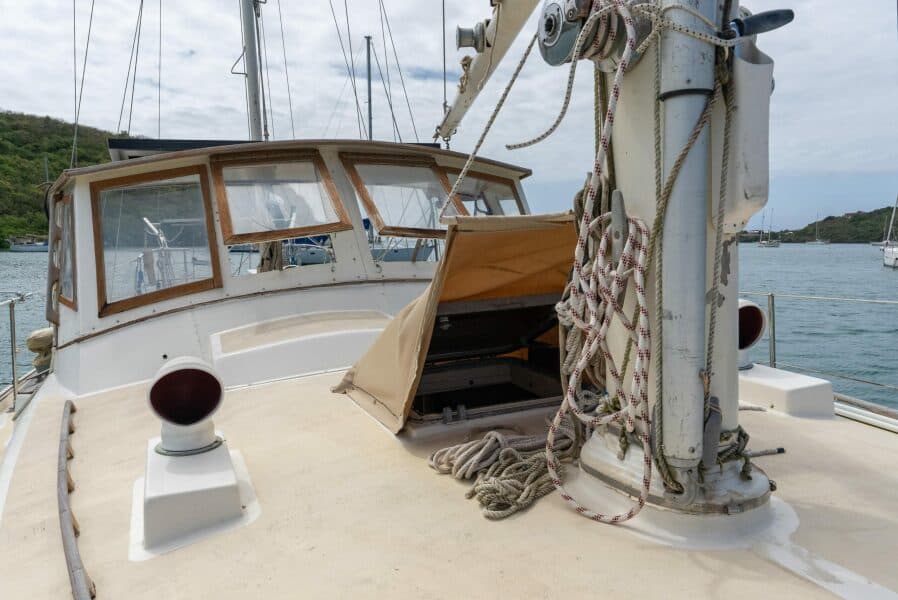 1979 Whitby Yachts  - Photo 8