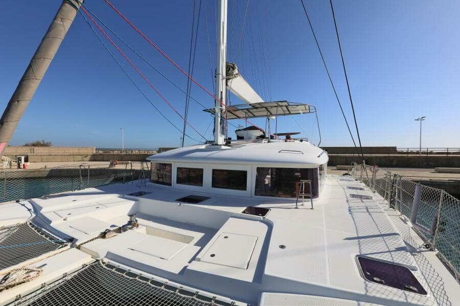 2011 Lagoon  - Photo 60