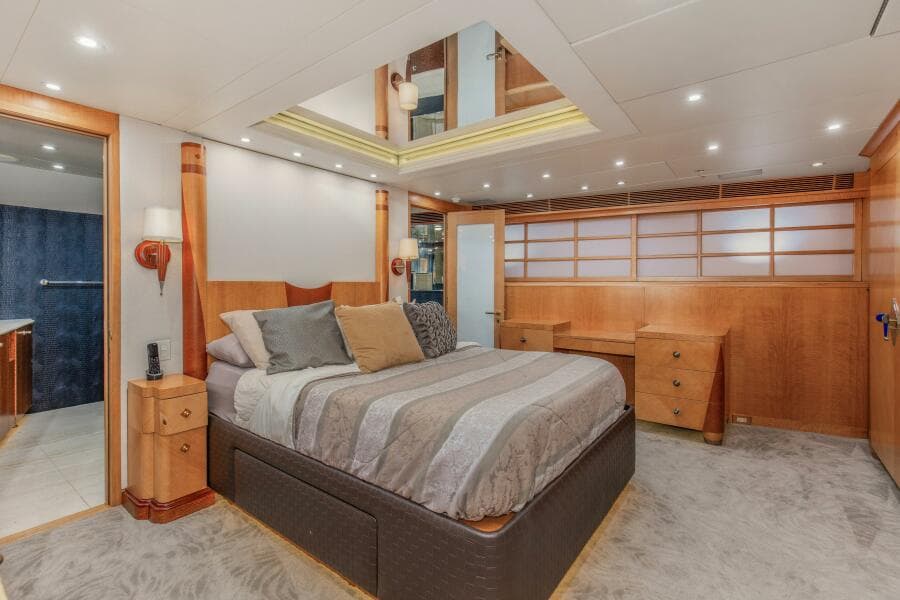 1989 116' Feadship "Boss" Master Stateroom 