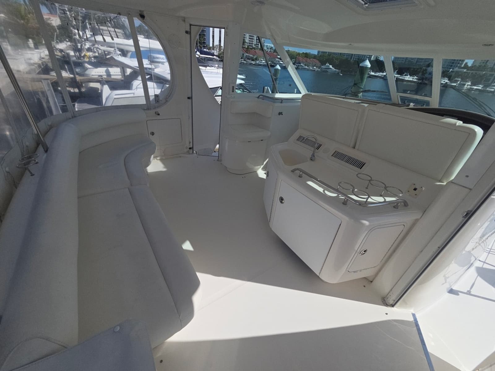 2003 Sea Ray 39 - Photo 21