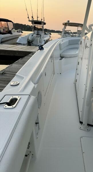 2009 Edgewater 318CC