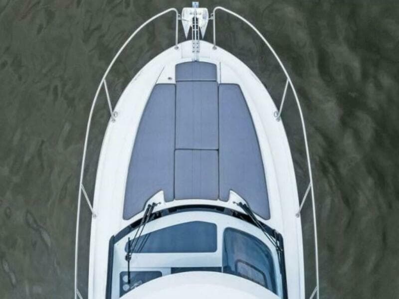 2025 Beneteau Antares 9